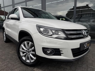 Volkswagen Tiguan 2.0 TSI Sport&Style 4Motion | Pano.