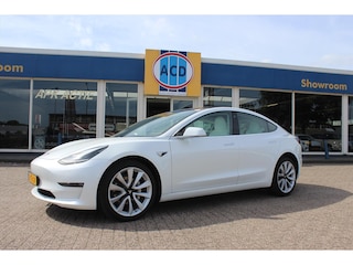 Tesla Model 3 Standard Plus RWD | 19'' wheels | Metallic lak | Orig. NL | Trekhaak afneembaar |
