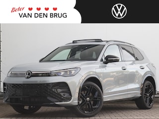 Volkswagen Tiguan 1.5 eTSI R-Line Edition | Trekhaak | Leder | Panoramdak | Head-up | HD-Matrix LED |