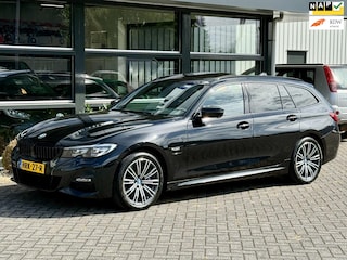 BMW 3-serie Touring 330e High Executive M pakket Panodak !!