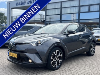 Toyota C-HR 1.8 Hybrid Style Navigatie Camera Leer Two Tone Keyless 18 Inch Velgen ACC Dab Extra Getint Glas NL Auto