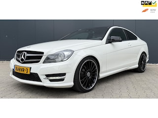 Mercedes-Benz Coupé 180 AMG-Line Airco Cruise Pano Leder Navi Automaat NAP