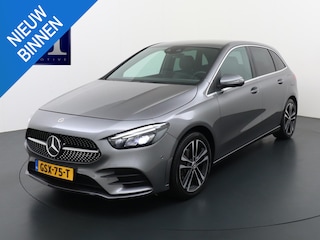 Mercedes-Benz B-klasse 200 Business Solution AMG Leder | Elektrische Kofferbak | Ambilight Sfeerverlichting | Rijklaar geleverd met 12 maanden BOVAG-garantie