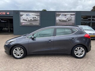 Kia Ceed Cee'd 1.6 GDI Plus Pack - Airco ecc - Cruise - Bluetooth/handsfree - Camera/navigatie - Pdc - L.m velgen