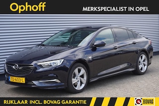 Opel Insignia 1.5 Turbo Business Executive Automaat / OPC / Trekhaak / Camera / Winterpakket
