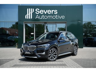 BMW X1 sDrive18i M Sportpakket | Panoramadak | Driving Assistant Plus | Elektrische Trekhaak | Adaptief M onderstel | Comfort Access Systeem | Premium Pack |