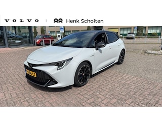 Toyota Corolla 1.8 Hybrid GR-Sport | Sportstoelen | Apple Carplay | Achteruitrijcamera | Draadloze telefoonlader | Stoelverwarming voorzijde | Stuurwielverwarming | Elektrische voorruit