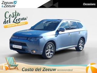 Mitsubishi Outlander 2.0 PHEV Instyle Airco | Navigatie | lederen bekleding | achterbumper niet zo netjes | 1 jaar garantie