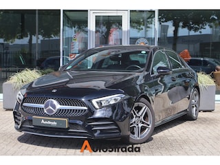 Mercedes-Benz A-klasse Limousine A 180 AMG-Line 136pk | Camera | Cruise | Climate | Navigatie | LED | Virtual | Stoelverwarming