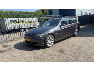 BMW 3-serie Touring 325i