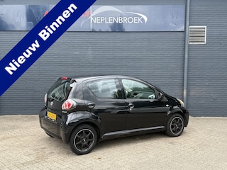 Toyota Aygo 1.0-12V Comfort Bj 2010 leuk beginners auto Airco,Cv,Radio/cd,5-drs,Elect.ramen