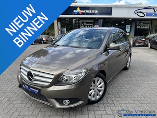 Mercedes-Benz B180 Automaat BlueEfficiency Navi|Bluetooth|Trekhaak|Stoelverw|Allseason