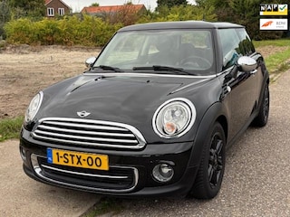 Mini Mini 1.6 Holland Street Airco Elect. pakket Audio-CD/Navigatie Leder/Strof Cruisecontrol ESP LMV 16" Dealeronderh. Nw Apk