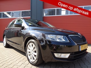 Skoda Octavia Combi 1.6 TDI Greentech Elegance,Luxe nette auto!