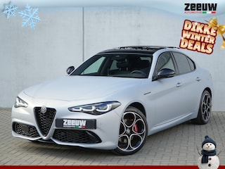 Alfa Romeo Giulia 2.0 Turbo 280 PK Competizione Q4 AWD | Pano | Harman | 19"