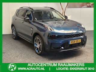 Lynk & Co 01 1.5 50 STUKS OP VOORRAAD ! VOL OPTIES ! 360 CAMERA ADAPTIVE CRUISE CONTROL PANORAMA SCHUIF/KANTELDAK APPLE CARPLAY/ANDROID RIJSTROOKSENSOREN ZEER MOOI !!