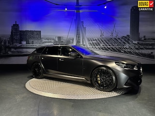 BMW 5-serie Touring *Keramisch*Pano*Bowers&Wilkins*NL*