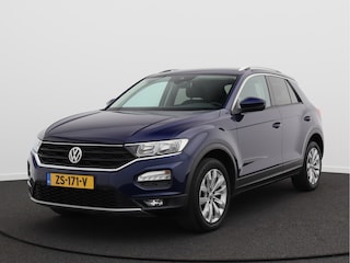 Volkswagen T-Roc 1.0 TSI Style/ achteruitrijcamera/ lage km/ zeer mooi!