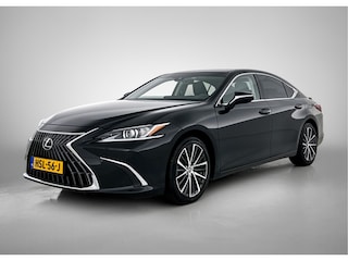 Lexus ES Luxury Line | Lederen bekleding | Elektrisch schuif-/kanteldak | Elektrisch verstelbare voorstoelen | Navigatie |