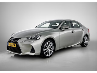 Lexus IS 300h Hybrid Business Line Pro | Parkeersensoren | Half lederen bekleding | Navigatie |