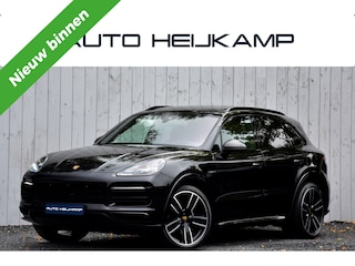 Porsche Cayenne 3.0 E-Hybrid Platinum Edition | 4-Wiel sturing | Sportuitlaat | Trekhaak | Sportchrono |