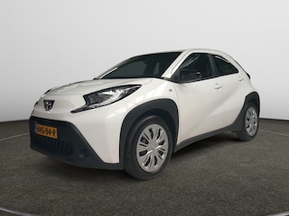 Toyota Aygo 1.0 VVT-i MT Play Limited | Bluetooth | Airco | DAB | stoelverwarming | achteruitrijcamera|