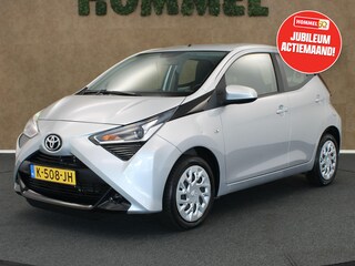 Toyota Aygo 1.0 VVT-i x-play limited - AIRCO - APPLE CARPLAY/ANDROID AUTO - BLUETOOTH TELEFOONVOORBEREIDING - ELEKTRISCHE RAMEN VOORZIJDE - LED DAGRIJVERLICHTING - MULTIFUNCTIONEEL STUURWIEL