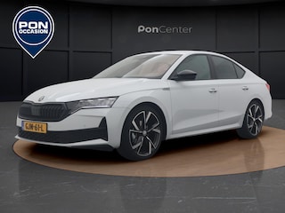 Skoda Octavia 1.5 TSI MHEV Sportline Business | Apple Carplay | 19"| Stoelverwarming | Keyless | Zwart Optiek |
