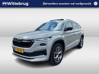 Skoda Kodiaq 1.5 TSI Sportline Business / PANODAK / NAVI / APP.Connect / 19"LMV / CAMERA / Wegklapbare Trekhaak