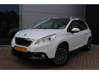 Peugeot 2008 1.2 PureTech Active Automaat Airco Navi Panoramadak Trekhaak