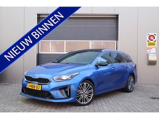 Kia Ceed 1.4 T-GDI GT-PlusLine, Voor & Achterbank Verwarmd, Stuur verwarmd, Pano, Carplay