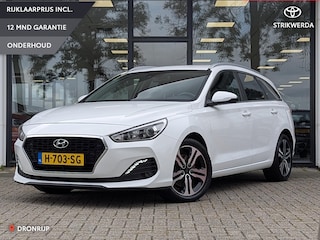 Hyundai i30 Wagon 1.4 T-GDI Premium | Stoel- stuurverwarming | Cruise control | Camera | Climate control | PDC A