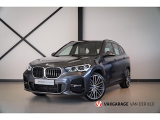 BMW X1 SDrive18i M-Sport | Trekhaak | Navi + | Leder | Head-Up | 20" | Memory Seat | Camera | LED | Stoelverwarming |