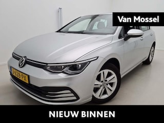 Volkswagen Golf 1.5 TSI Life Business | Navigatie | Draadloze Apple Carplay | Adaptieve cruise control | Travel Assist | Parkeersensoren | Park Assist | Keyless | Digitale cockpit | Elektrisch verstelbare stoel | Automatische verlichting |