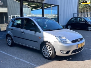 Ford Fiesta 1.4-16V First Edition