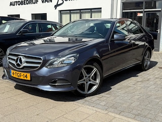 Mercedes-Benz E-klasse 200 Avantgarde, Navigatie,L.M.Velgen,Achteruitrij camera,Parkeersensoren