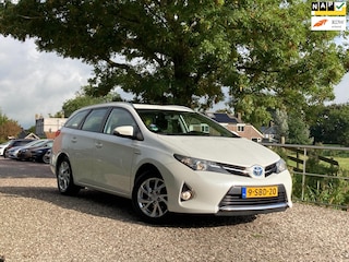 Toyota Auris Touring Sports 1.8 Hybrid Aspiration | Cruise + Clima nu € 7.975,-!!!