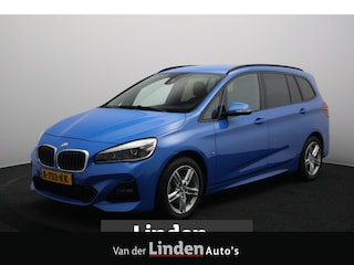 BMW 2-serie Tourer 216d High Executive M-Sport NL Auto | Automaat | Head-Up Display | Trekhaak