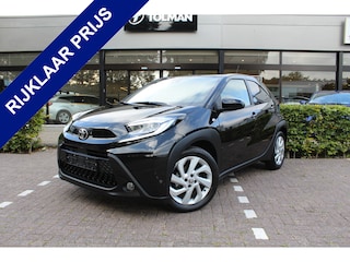 Toyota Aygo 1.0 VVT-i MT First | Rijklaar | Clima | LED | Stoelverw. | Privacyglass | Apple/Android | Camera | Adaptive cruise