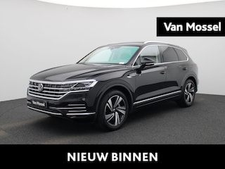 Volkswagen Touareg 3.0 TSI Atmosphere | 380PK | Automaat | Plug-In | Trekhaak | Lederen Interieur | Elektrische Stoelen | Digital Cockpit | Dynaudio Geluidsysteem | Navigatie | Stoelverwarming |