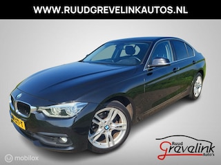 BMW 318i EXE 160 PK H6 Navigatie Full Led Chroom DonkerGlas Schitterend
