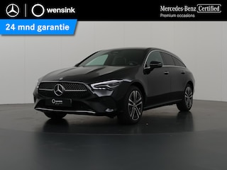 Mercedes-Benz CLA 180 Shooting Brake Star Edition Luxury Line | Panoramadak | Donkergetint glas | Parkeerassistent PARKTRONIC | Sfeerverlichting |