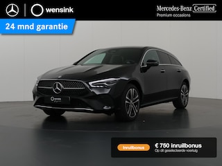 Mercedes-Benz CLA 180 Shooting Brake Star Edition Luxury Line | Panoramadak | Donkergetint glas | Parkeerassistent PARKTRONIC | Sfeerverlichting |