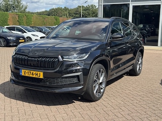 Skoda Kodiaq 1.5 TSI Sportline Business / Trekhaak / Camera / 20'' / Keyless / Navigatie / Matrix LED / DAB / Stoelverwarming / Cruise Control