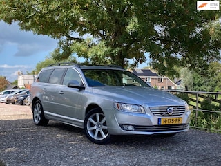 Volvo V70 2.0 D3 Classic Edition | Automaat + Clima + Cruise + Navi nu € 9.975,-!!!