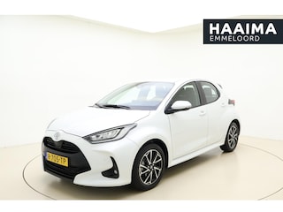 Toyota Yaris 1.5 VVT-i 125pk Dynamic | Parkeersensoren voor en achter | Apple Carplay/Android Auto | Achteruitrijcamera | Cruise COntrols Adaptief | DAB