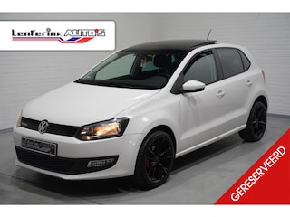 Volkswagen Polo 1.2 Life Clima Panoramadak PDC 17 Inch Extra getint glas