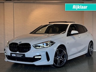 BMW 118i High Exec. M-Sport Automaat Pano Stoelv Carplay 18&#39;&#39;