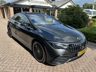 Mercedes-Benz EQE 350+ AMG, pano dak