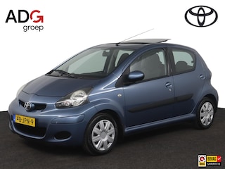 Toyota Aygo 1.0-12V Comfort | Automaat | Schuif kantel dak | Parkeer sensoren achter | Airco | Trekhaak |